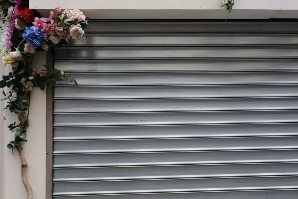S V P Assistance Dépannage de porte de garage à Èze